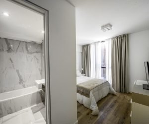 7271834_103213696179370362026456539947923185664739008830865449351081565753190210768569-1